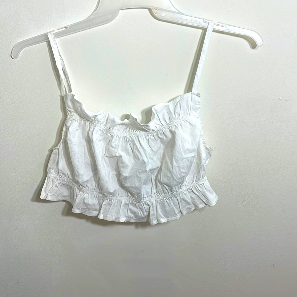 Size L Divided white extra-cropped shirt